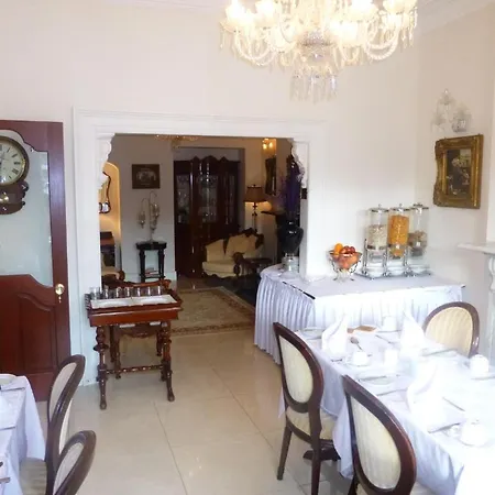 The Blarney Stone 4* Cork