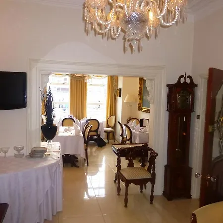 The Blarney Stone 4*